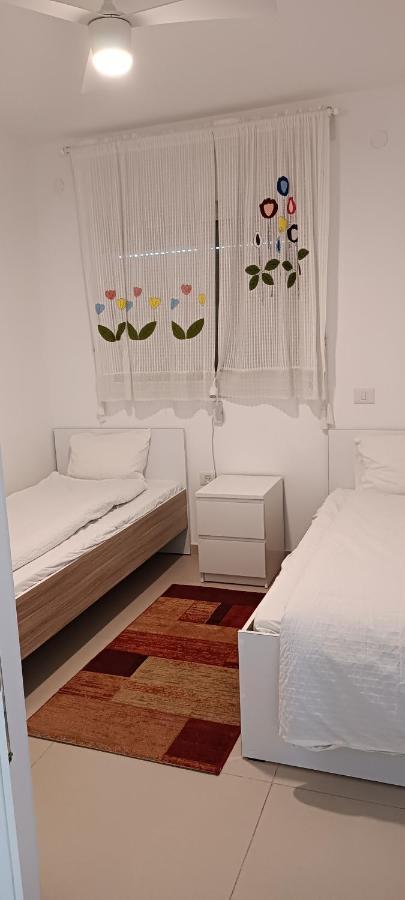 עכו דירה חדשה ליד הים- Akko-Brand New Apartment Esterno foto