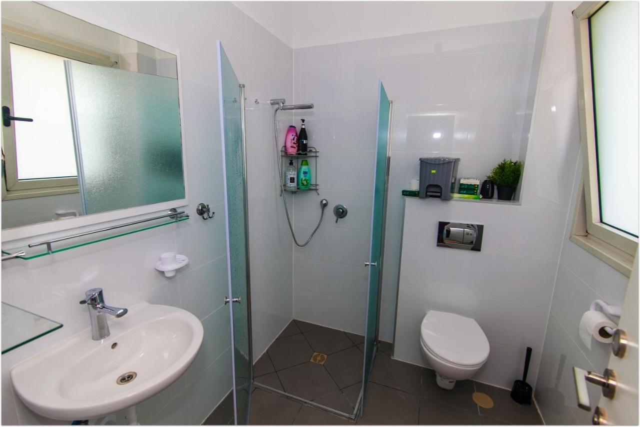 עכו דירה חדשה ליד הים- Akko-Brand New Apartment Esterno foto